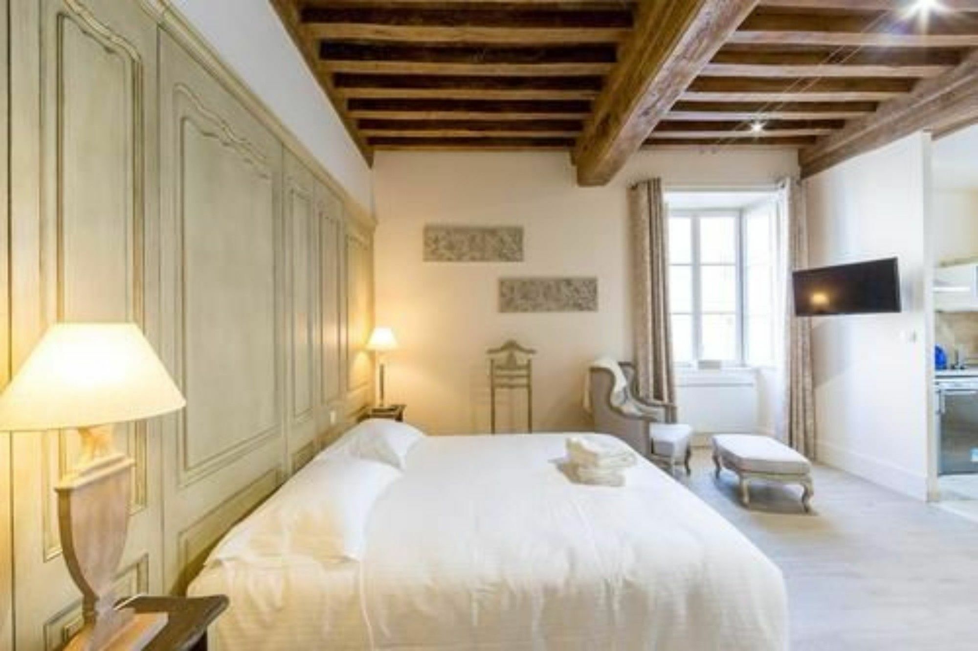 Le Cara Seheiah 1D Bed & Breakfast Бон Екстериор снимка